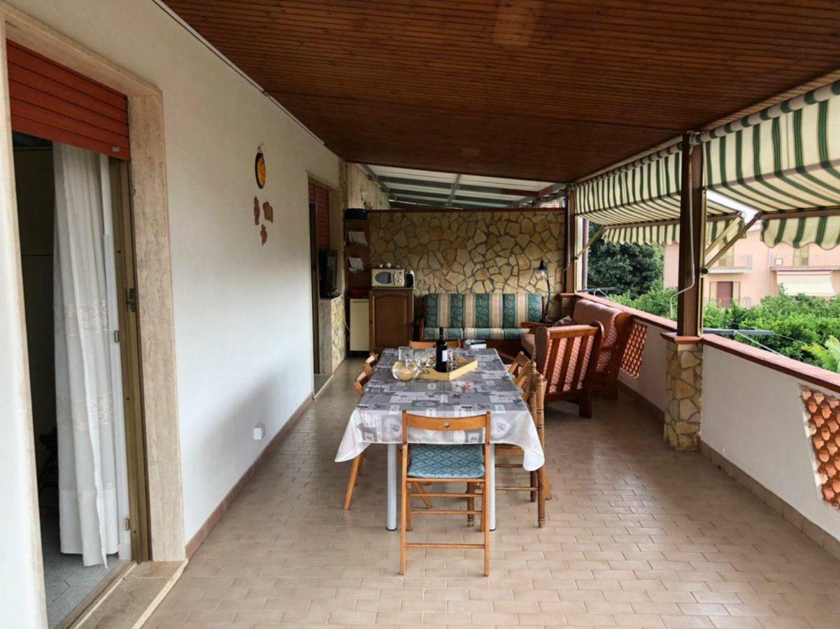 דירות צ'טרארו La Terrazza Di Carmen E Fausto מראה חיצוני תמונה
