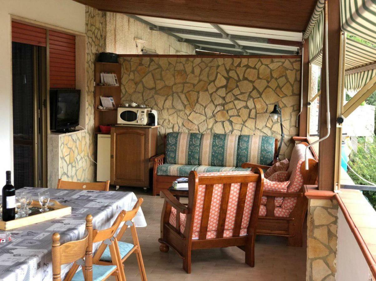 דירות צ'טרארו La Terrazza Di Carmen E Fausto מראה חיצוני תמונה